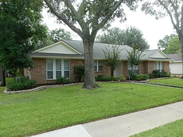 18103 Oakhampton Dr, Houston, TX 77084