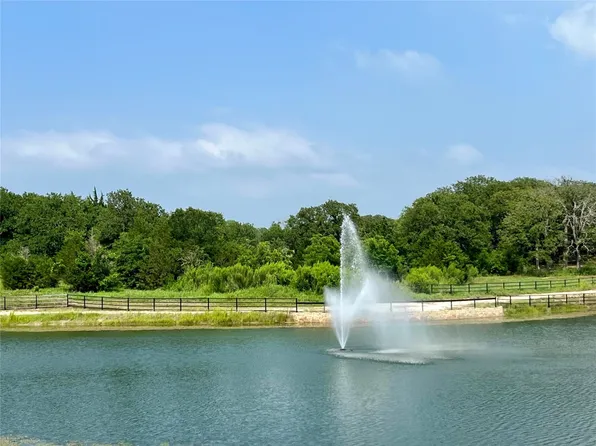 1001 Stagecoach Ranch Dr, Weatherford, TX 76085