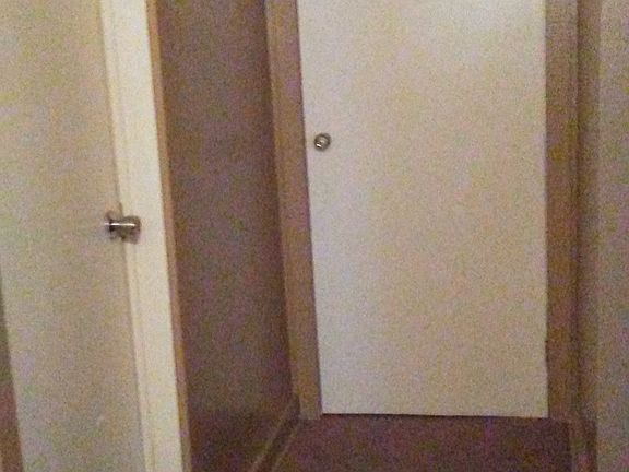 4th image of 2312 Crawford Ave