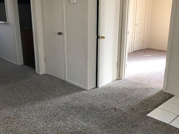 Living room (different angle)