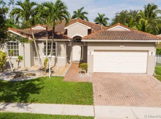 1876 NW 141st Ave, Pembroke Pines, FL 33028