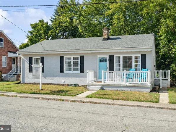 3 Young Ave, Boonsboro, MD 21713
