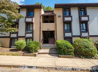 11609 Stoneview Sq APT 22C, Reston, VA 20191