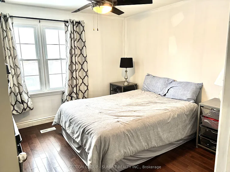 2958 King St — Photo 11
