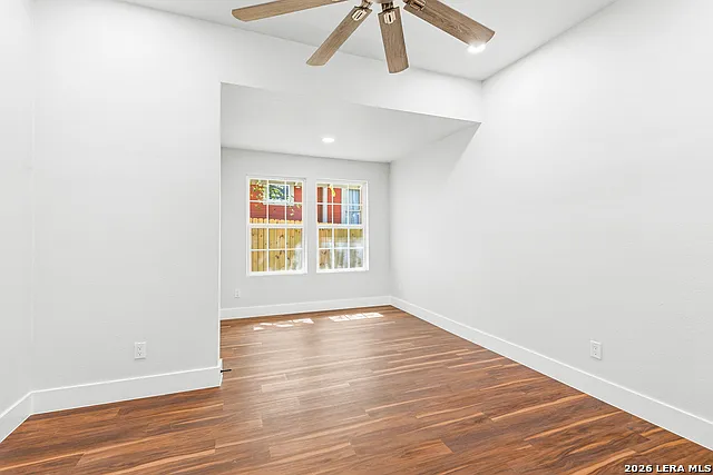 823 W French Pl — Photo 21