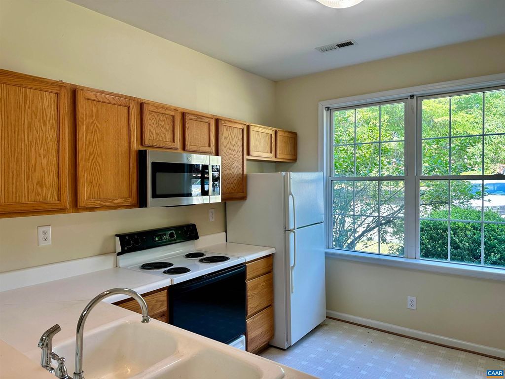 3329 Worth Xing, Charlottesville, VA - View 5