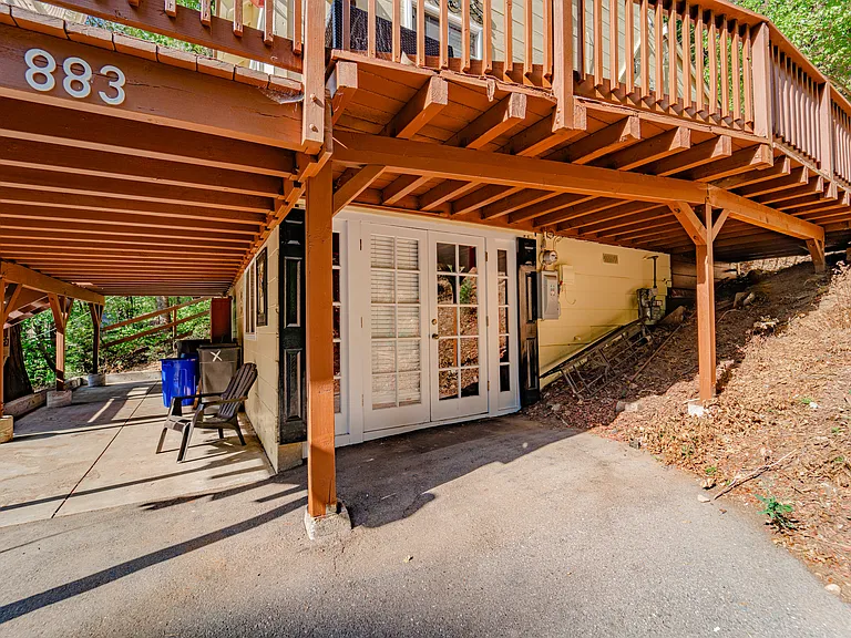 883 Kuffel Canyon Rd — Photo 6