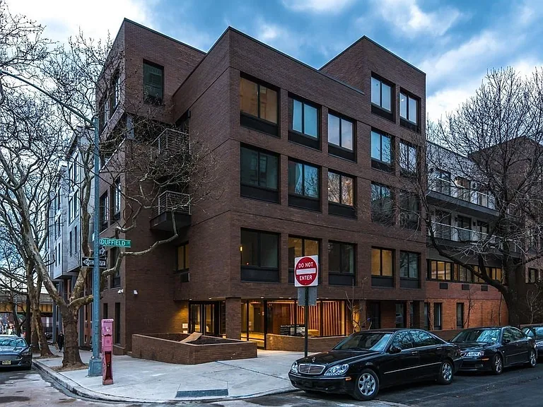 1 Duffield St #319 — Photo 8