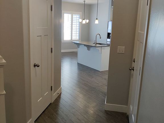 2nd image of 4178 W Shade Hill Ln