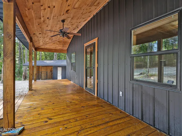502 Buck Ridge Rd, Jamestown, TN 38556