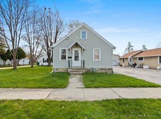 513 Abrams St, Green Bay, WI 54302