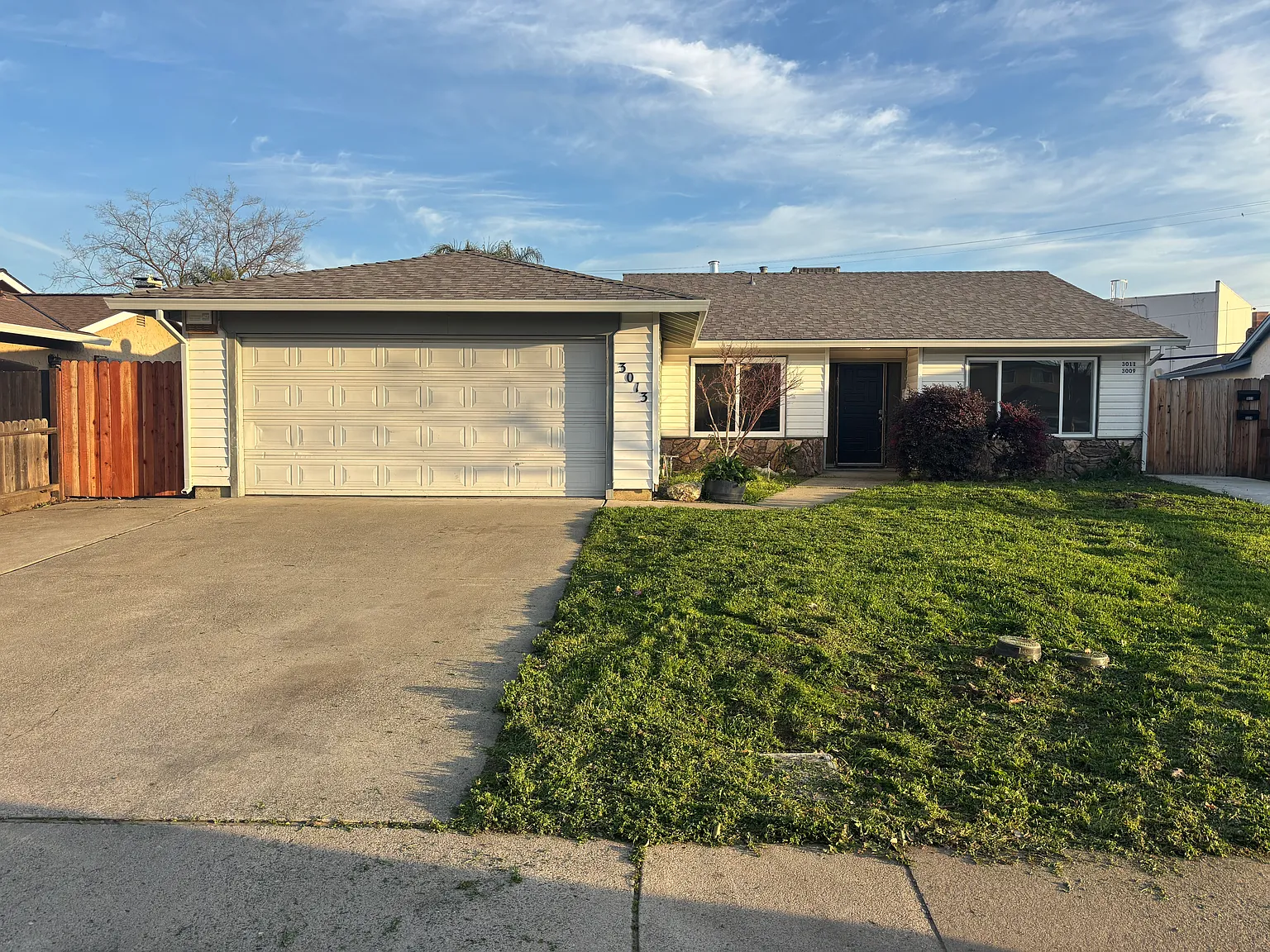 4 bed, 1476 sqft, $3,000 — Photo 3