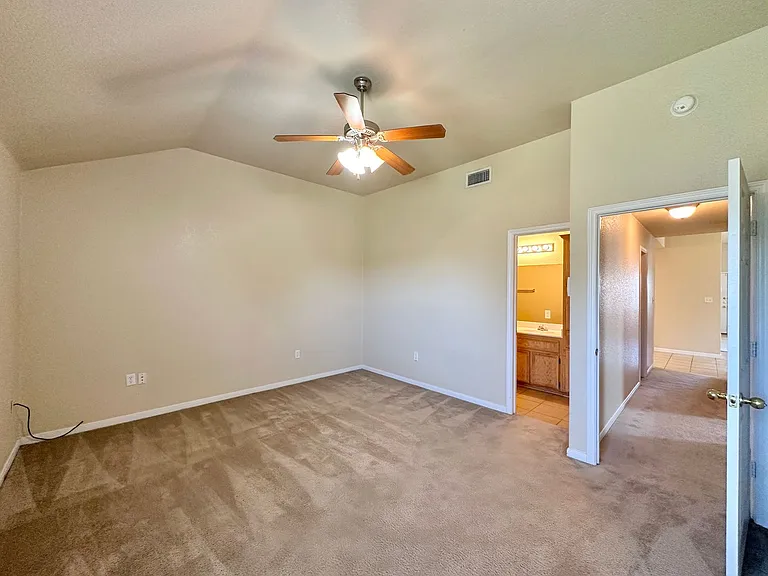 4300 Elms Run Cir — Photo 19