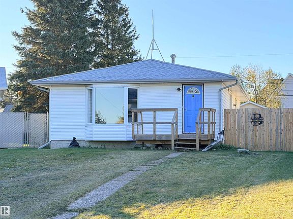 3rd image of 10719 103rd St