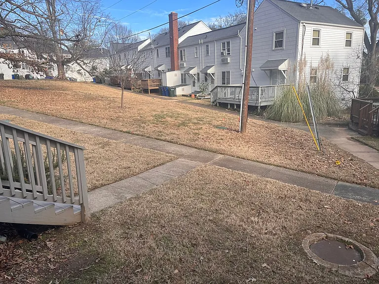 1900 Smallwood Dr — Photo 12