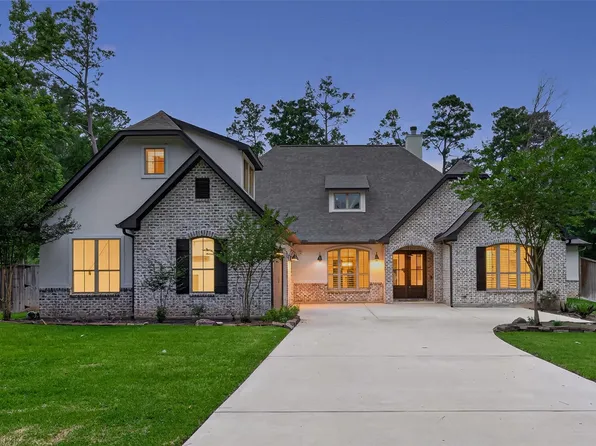 2407 Chantilly Ln, Conroe, TX 77384