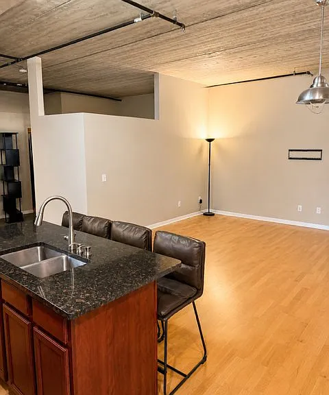 66 Winder St — Photo 4