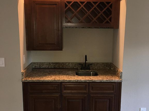 3rd image of 2108 Clubside Dr #2108