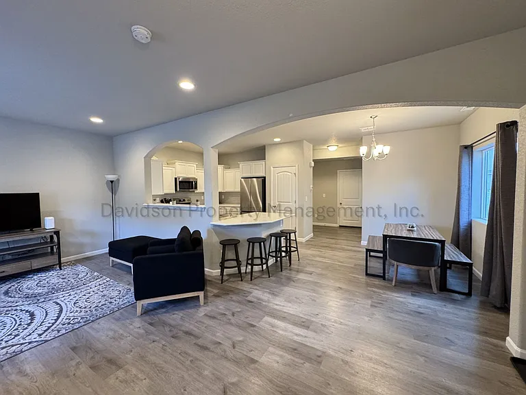 6175 White Wolf Point — Photo 2