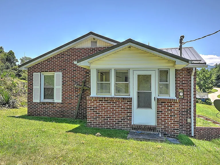597 Clear Branch Rd — Photo 27