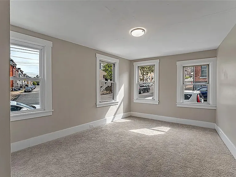 5243 Keystone St — Photo 9