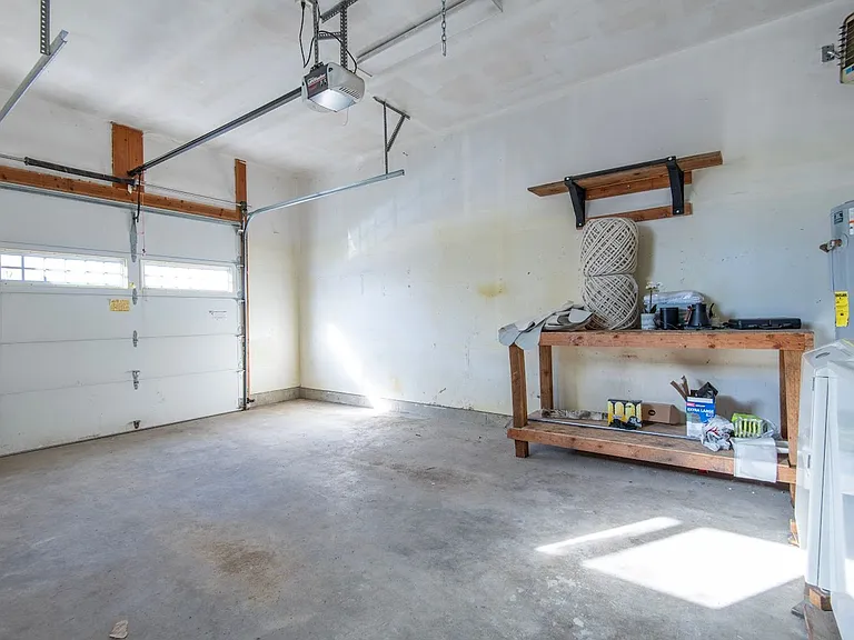 399 Forest View Dr — Photo 20