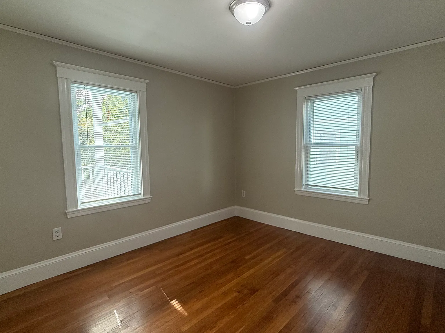 2 bed, 1100 sqft, $2,800 — Photo 4