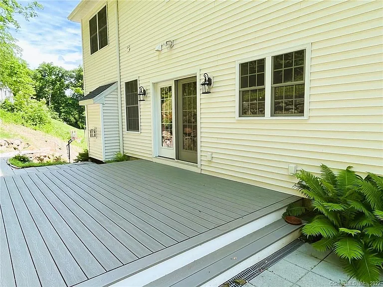 71 Ledges Rd — Photo 32