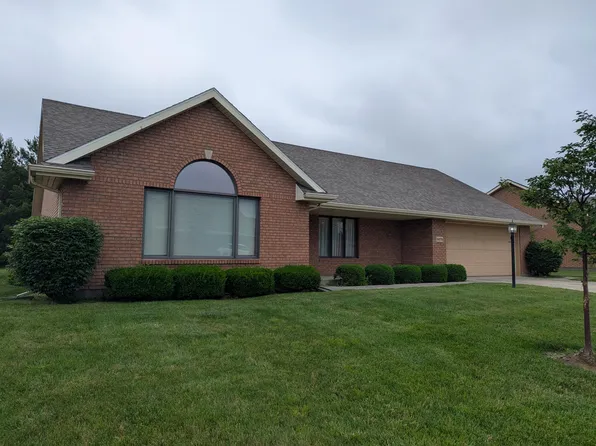 5678 Fox Ridge Dr, Springfield, OH 45503