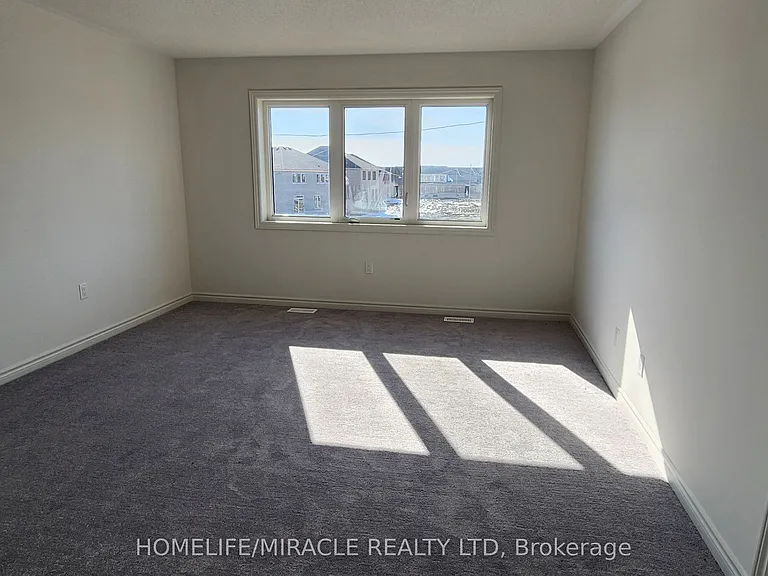 30 Hummingbird Grv — Photo 24