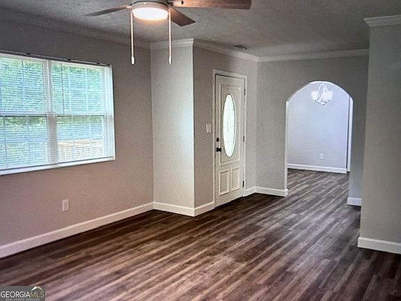 5th image of 3604 Hogan Dr NW