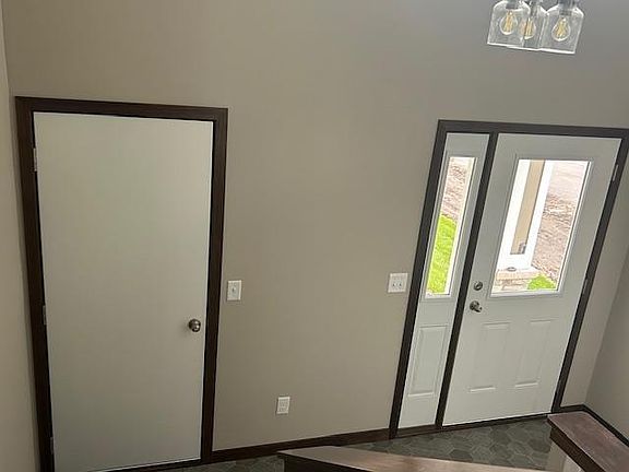 4th image of 23648 Lily St NW