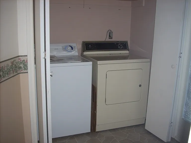 128 Lucas Dr — Photo 6