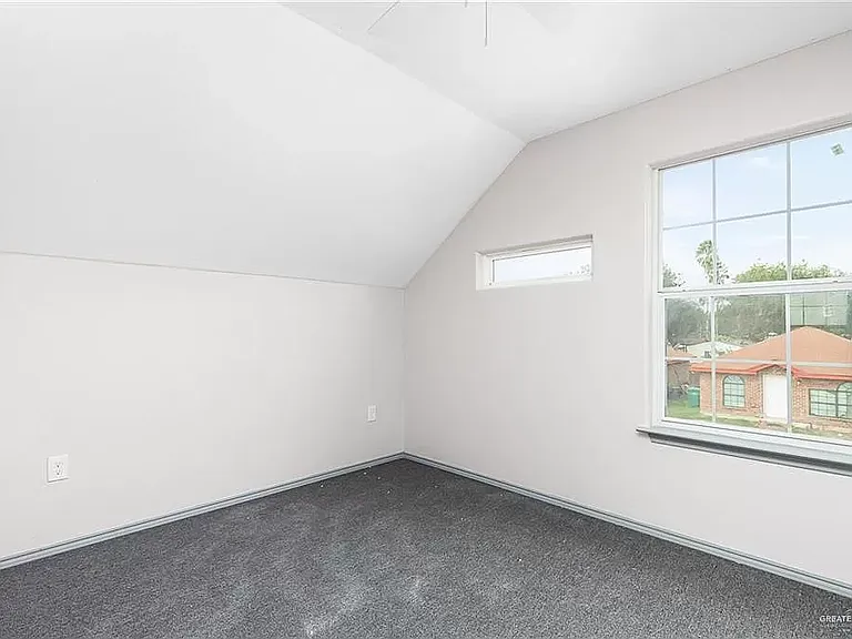 2809 Melanie Dr — Photo 12