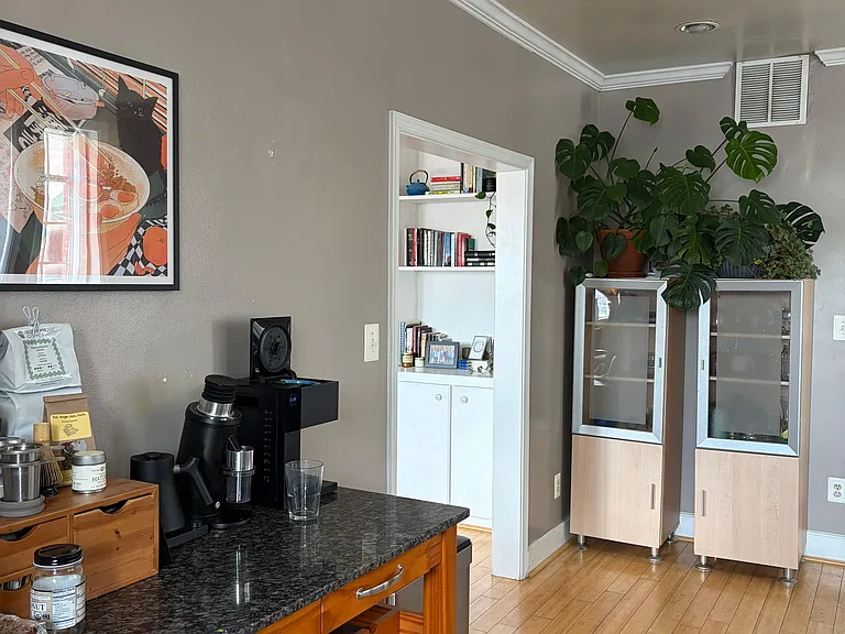 211 E Chase St #1 — Photo 26