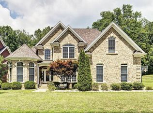 12514 Valley Pine Dr, Louisville, KY 40299