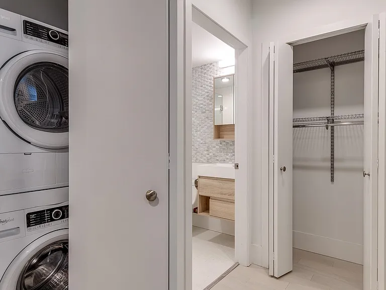 1425 Haro St #105 — Photo 18