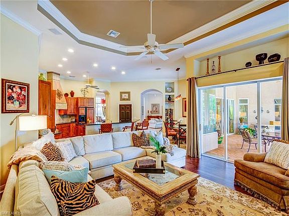 5th image of 13532 Pine Villa Ln