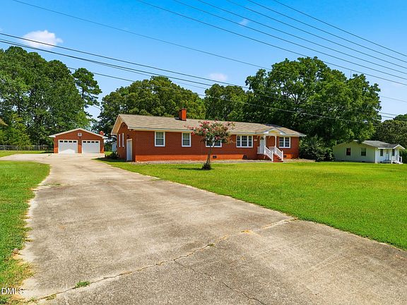 3rd image of 8701-8705 White Oak Rd