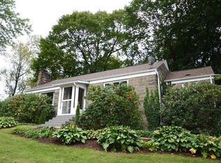 210 Johnston Rd, Pittsburgh, PA 15241