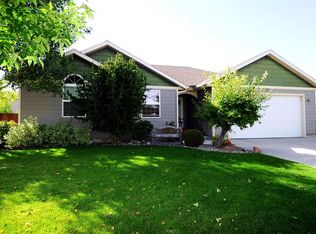 101 Clinton Ln, Belgrade, MT 59714