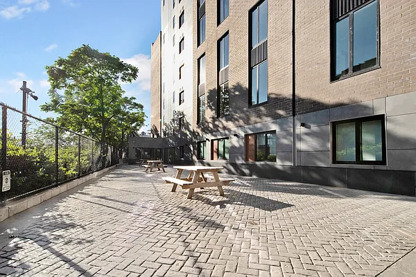 Rented by Nest Seekers International | media 21