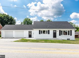 36 Fairview Dr, Hanover, PA 17331