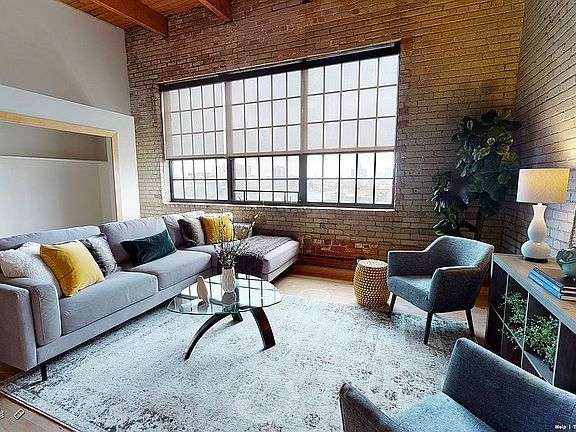5th image of 6533 E Jefferson Ave #408