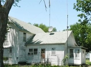 15728 E Saint Line Rd, Liberty, NE 68381