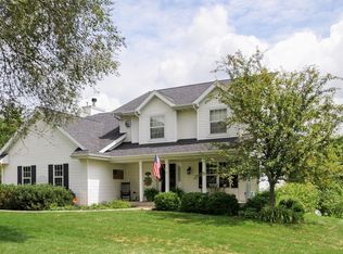 N1692 N Geneva Ave, Lake Geneva, WI 53147