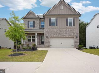 106 Logan Pass Dr, Loganville, GA 30052