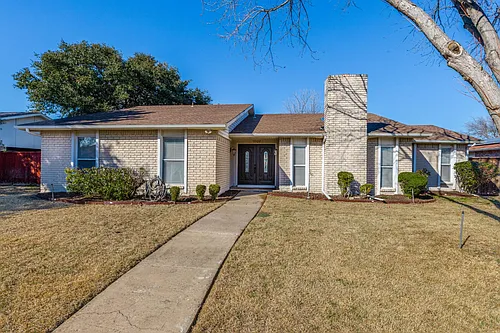 1507 Auburn Dr Photo 1