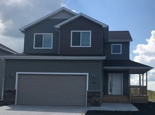 7379 21st St S, Fargo, ND