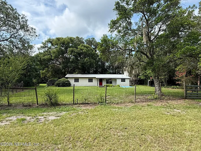 7451 Crill Ave — Photo 3